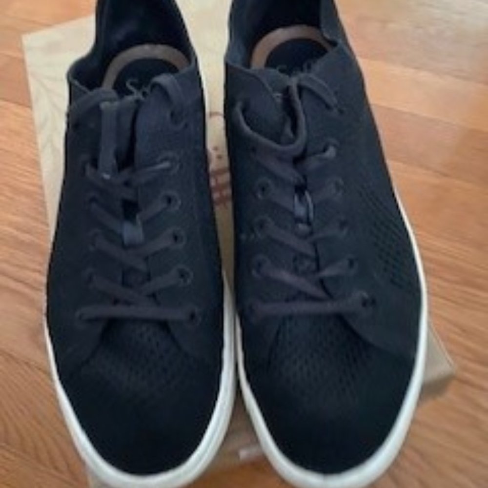 Sofft Somers Knit Black Sneakers Size 9